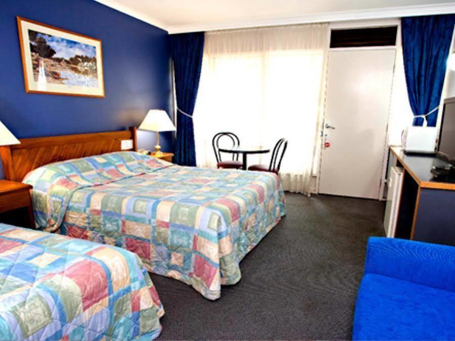 The River Boat Hotel - Echuca Exterior photo